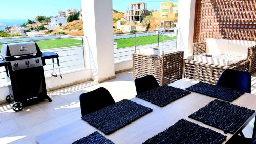  Luxury flat with private beach & amazing view in Ligaria