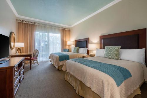 Accessible Ocean View Deluxe Room – 2 Queen Beds