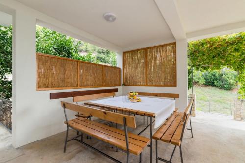 Lantana Robinson - image 8