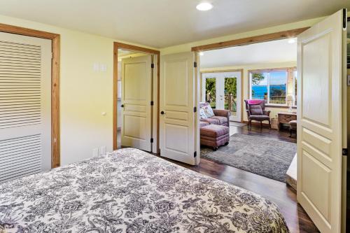 Obstruction Pass Cottage - image 6