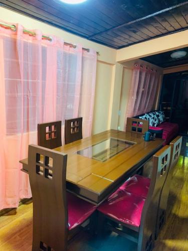 Hostal La Casa De Rodrigo in กายัมเบ