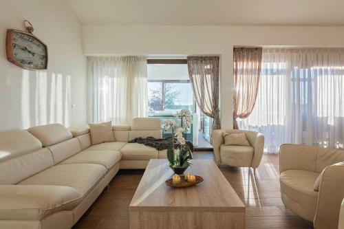 Villa Mala Halu - image 11