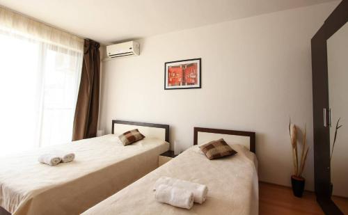 Apartment image 10