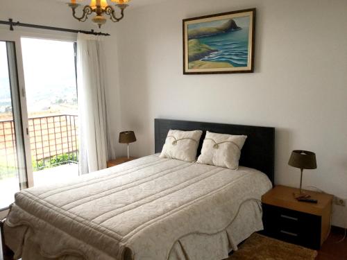  Apartment with 2 bedrooms in Funchal with wonderful sea view terrace and WiFi 6 km from the beach in Achada de Cima