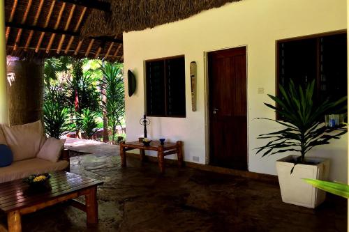 Galu Backpackers & Ecolodge