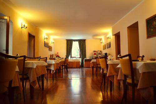 Restoran, Hotel Sebino in Paratico