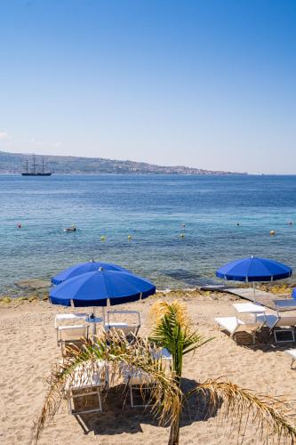 Capo Peloro Hotel - image 10