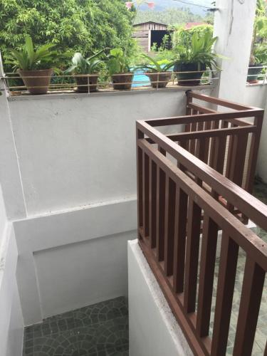 Ellens Homestay - Tap to explore photos