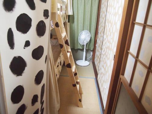 Guest House Doubutsu Sudomari BOOK