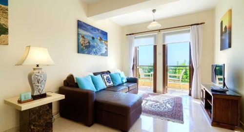 1 bedroom Apartment Nesoi with sea and golf views, Aphrodite Hills Resort 1 bedroom Apartment Nesoi with sea and golf views, Aphrodite Hills Resort