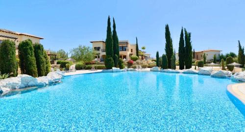 2 bedroom Apartment Thalassa with sea and sunset views, Aphrodite Hills Resort