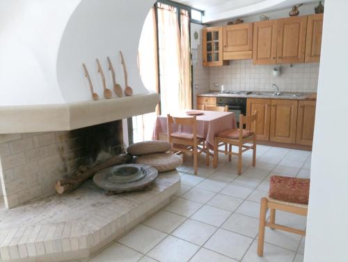  Holiday home Via Tirso, Pension in Santa Luria