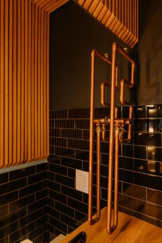 Goldfinger 3-bed unique apartment in the heart of Podgórze, Cracovie (photo 10)