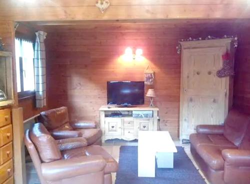 Maison de 3 chambres avec jardin amenage a Saint Gervais les Bains a 2 km des pistes gîte à louer Bionnay