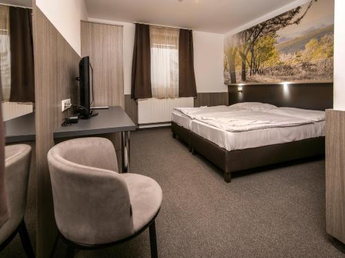 . Andante Pension & Restaurant
