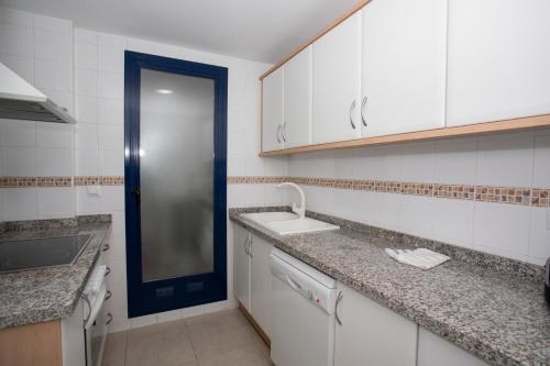 Three-Bedroom Apartment room in Sueños De Mar 3 dormitorios by Bookindenia