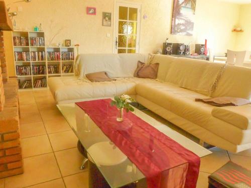 Holiday Home in Argeliers with Swimming Pool