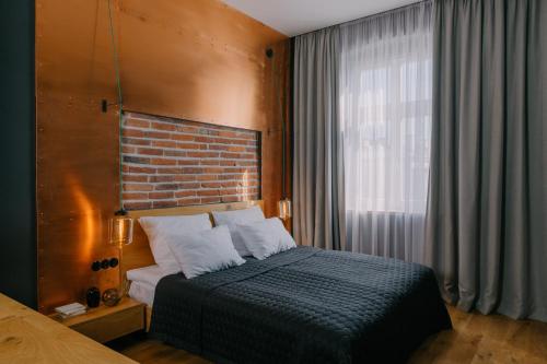 Goldfinger 3-bed unique apartment in the heart of Podgórze, Cracovie (photo 3)