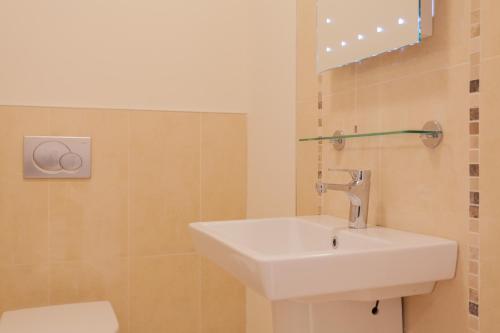 Lough Erne Apartments - main image
