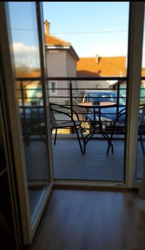 balkon/terras, Apartman Beker Vrnjacka Banja in Vrnjacka Banja