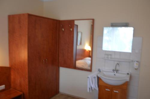Hotel Wikinger Hof - image 2