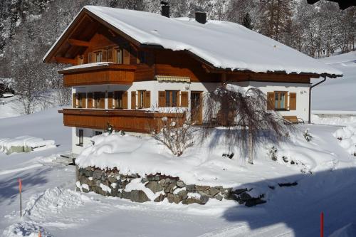  Netzer Annemarie, Unterkunft in Gortipohl