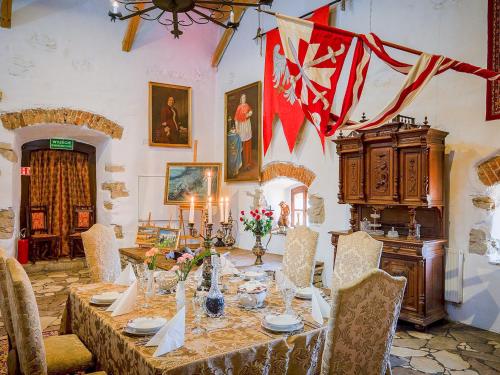 Étterem, Zamek Rycerski in Sobkow