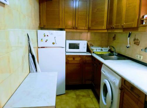 BUEN PASTOR APARTMENT - image 3