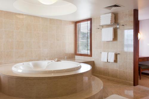 화장실, Crown Hotel in 포트모르즈비