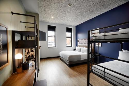 1 king bed, 1 bunk bed