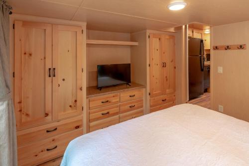 Deals On Lake Rudolph Campground Rv Resort In Santa Claus In