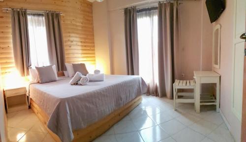 Anemos Hotel Stop at Anemos Hotel to discover the wonders of Chalkidiki. The property offers a wide range of amenities and perks to ensure you have a great time. Service-minded staff will welcome and guide you at 