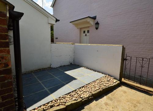Admirals Cottage - image 14