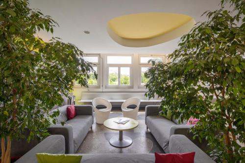 Lobby, Hotel CIS Paris Maurice Ravel near Dhalgren Gallery