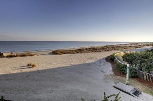 313 Seascape - image 6