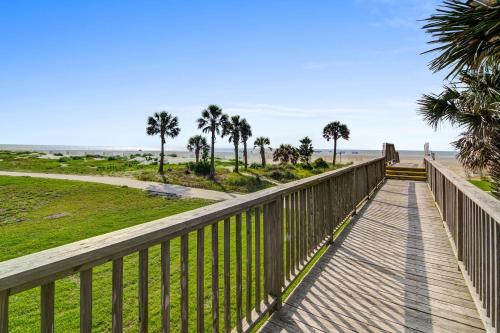 1101 Ocean Club - image 3