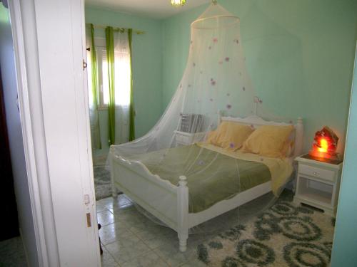 . Studio at Saidia 30 m away from the beach with sea view enclosed garden and wifi