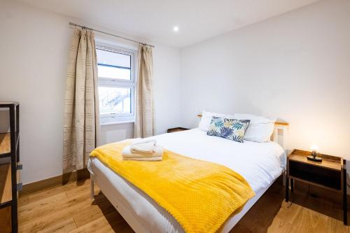 Three Tuns Apartments - Sycamore - image 4