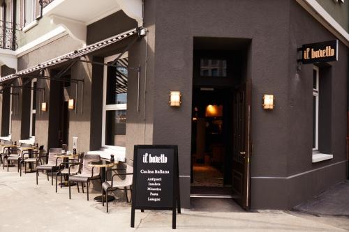 Boutique Hotel Josef - image 11