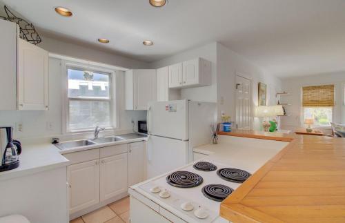 103 Carolina Boulevard - image 8