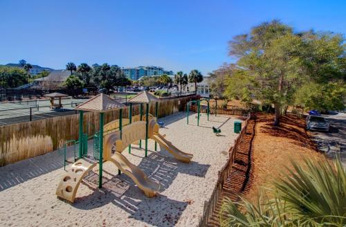 202 D Port O Call - image 8