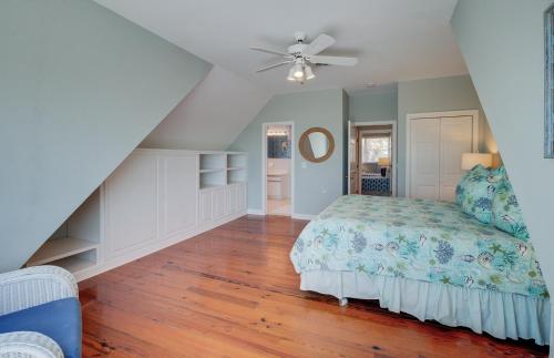 3800 Palm Boulevard - image 9
