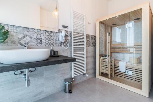 4 Star Suite SPA - image 10