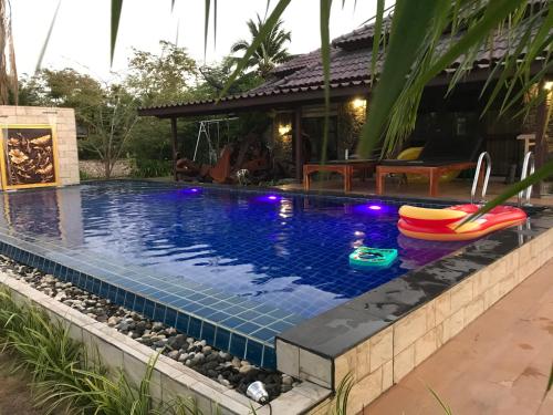 Rock Garden E28 4 bedroom Pool villa Rayong