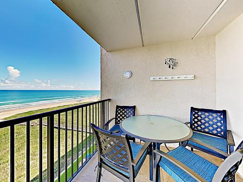 New Listing! Beachfront Paradise with Pools & Gym condo - image 9