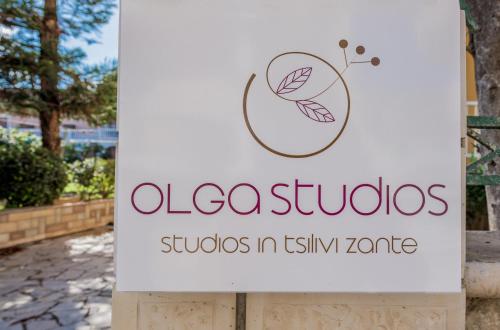  Olga Studios in Planos