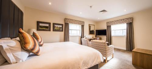 The H Boutique Hotel - Tap to explore photos