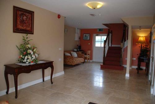 Lobi, O'Briens Cashel Lodge in Cashel