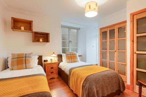 Dundas Flat, 1 bedroom, Comrie - Milton Morenish