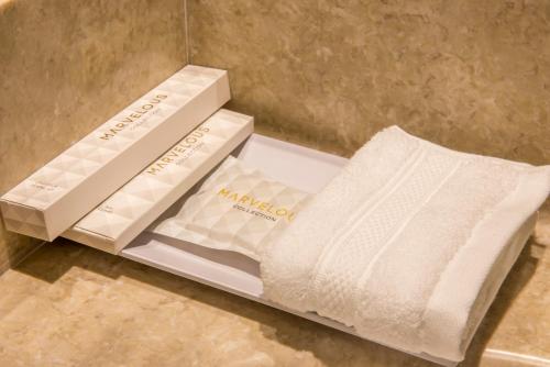 Royal Suite image 6